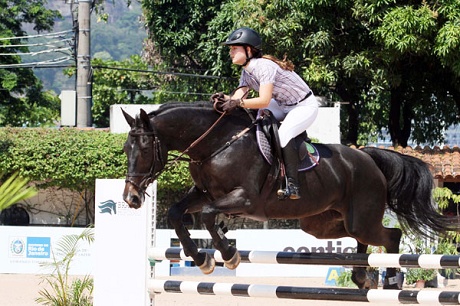 Carolina Nehrer 2� lugar no OIBHS, veja outros resultados